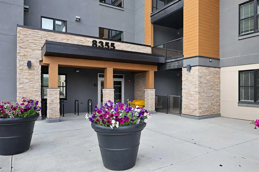8355 19 Avenue SW, #105