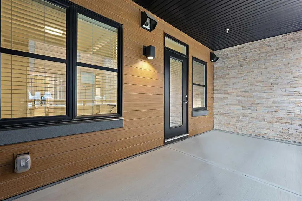 8355 19 Avenue SW, #105
