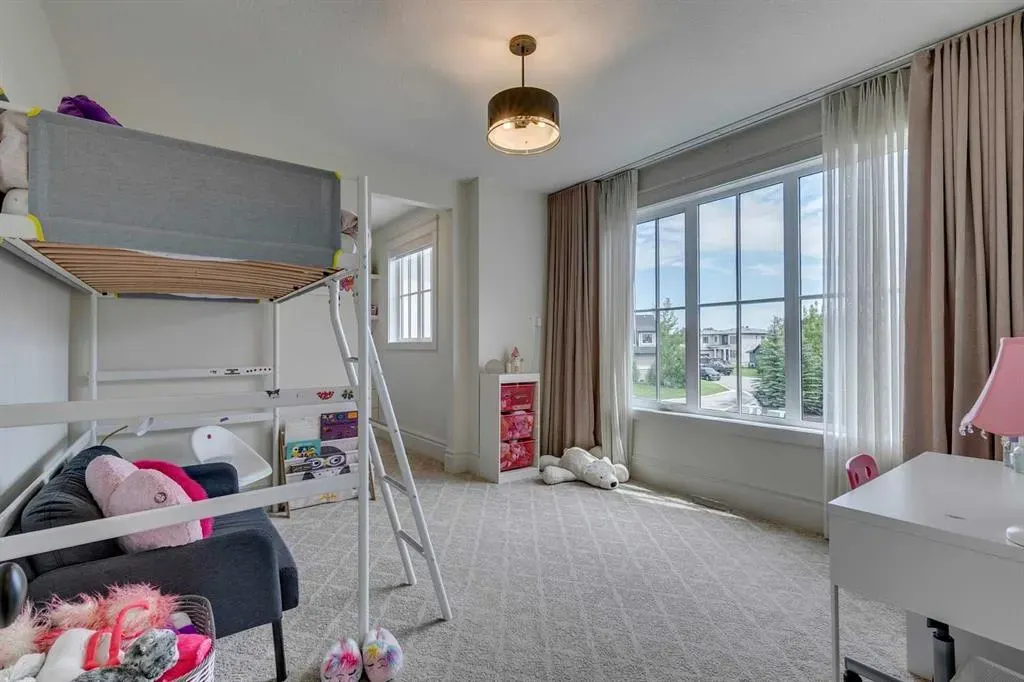 129 Glyde Park