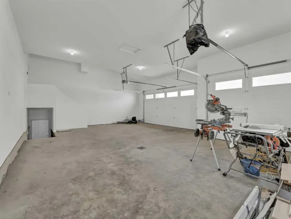 33 Dunes Way