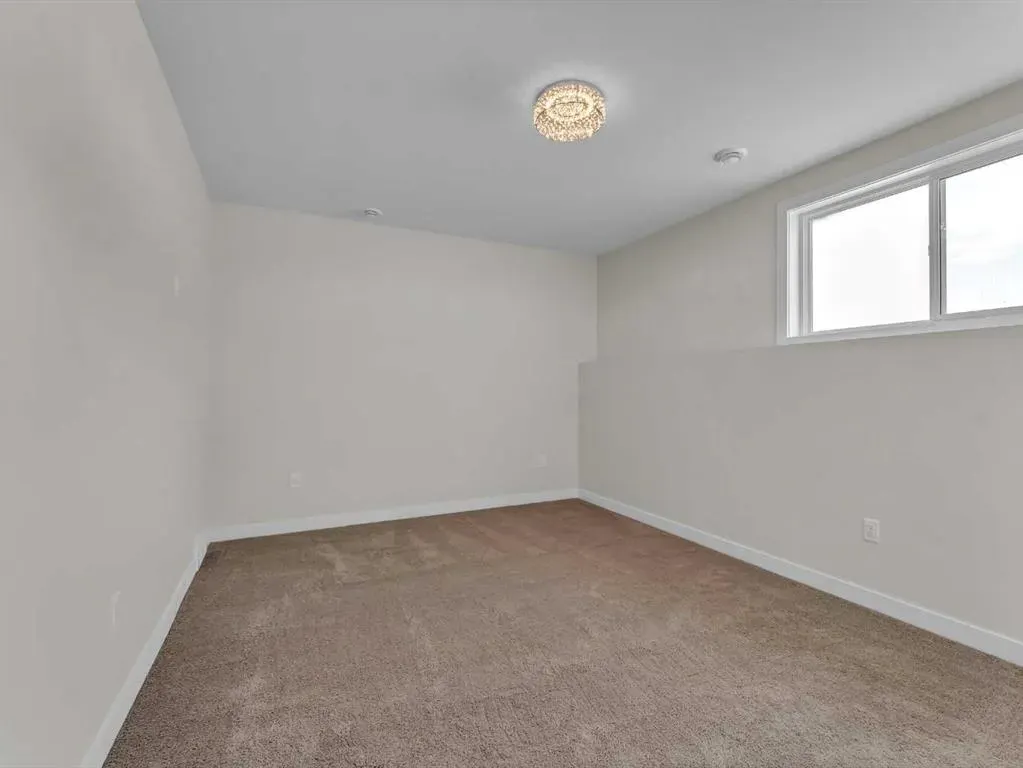 33 Dunes Way