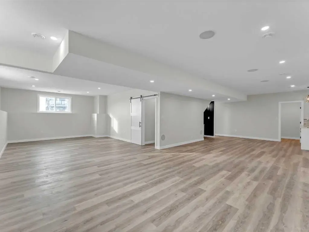 33 Dunes Way