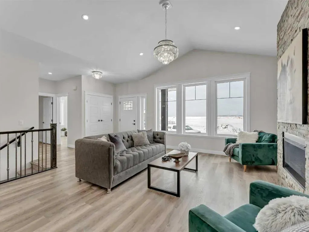 33 Dunes Way