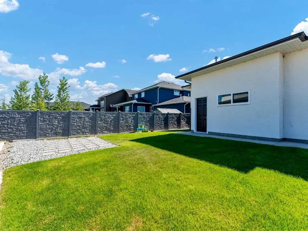 33 Dunes Way