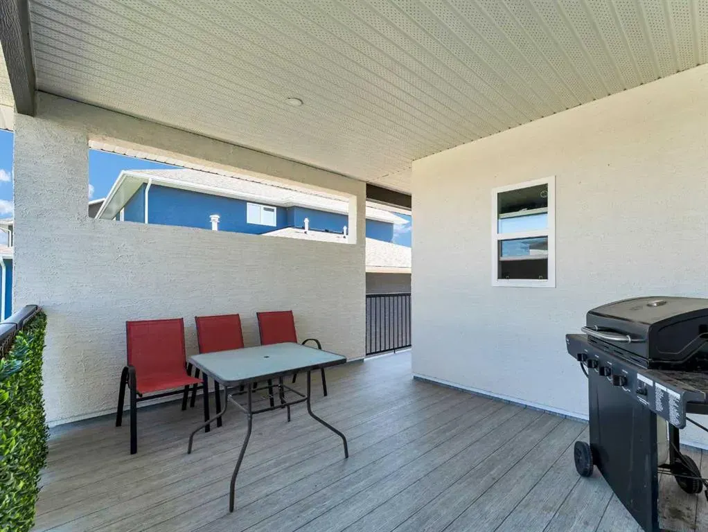 33 Dunes Way