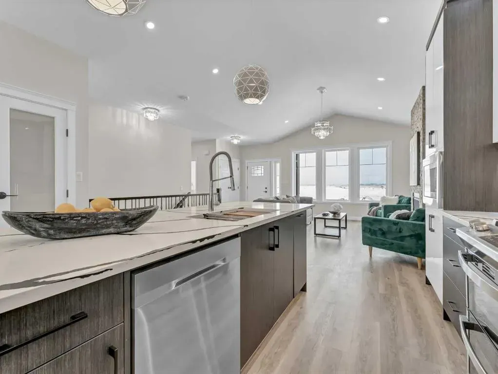 33 Dunes Way