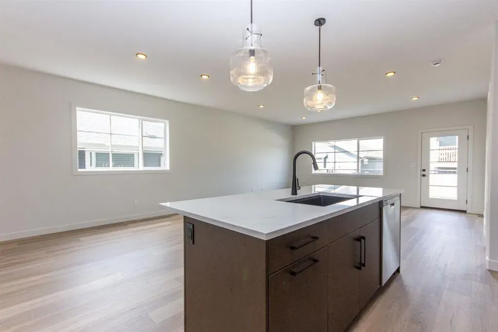 10 Tindale Place