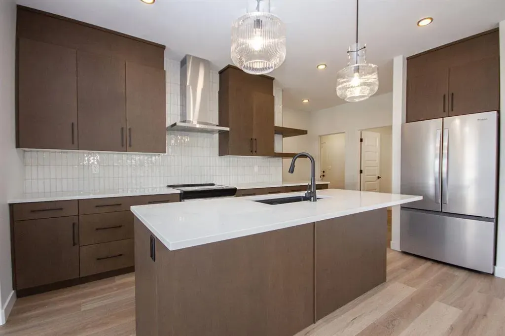 10 Tindale Place