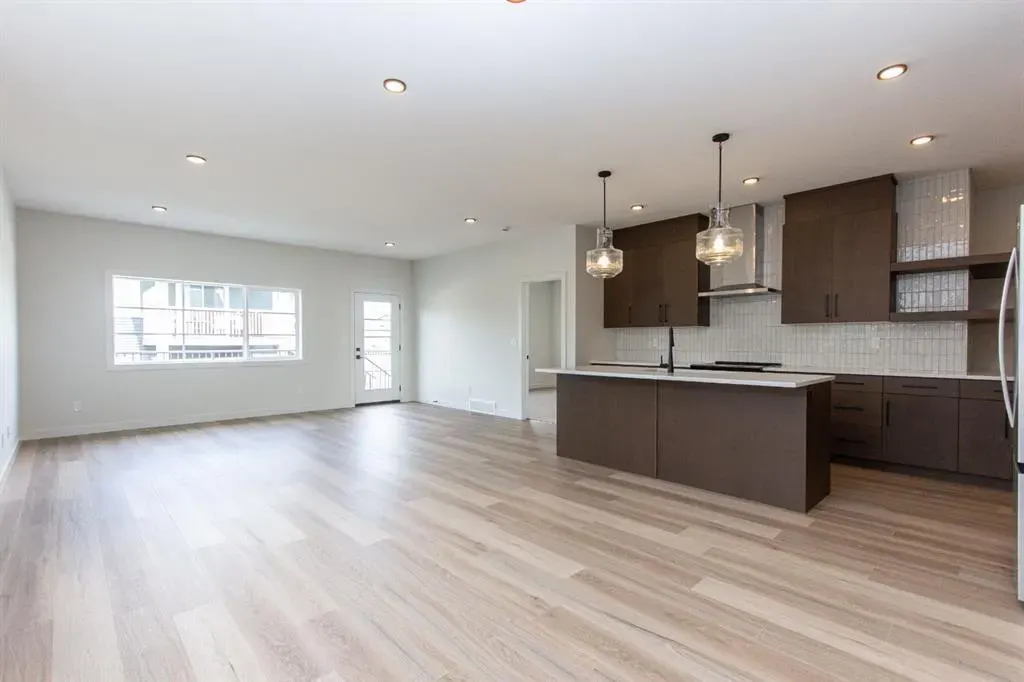 10 Tindale Place