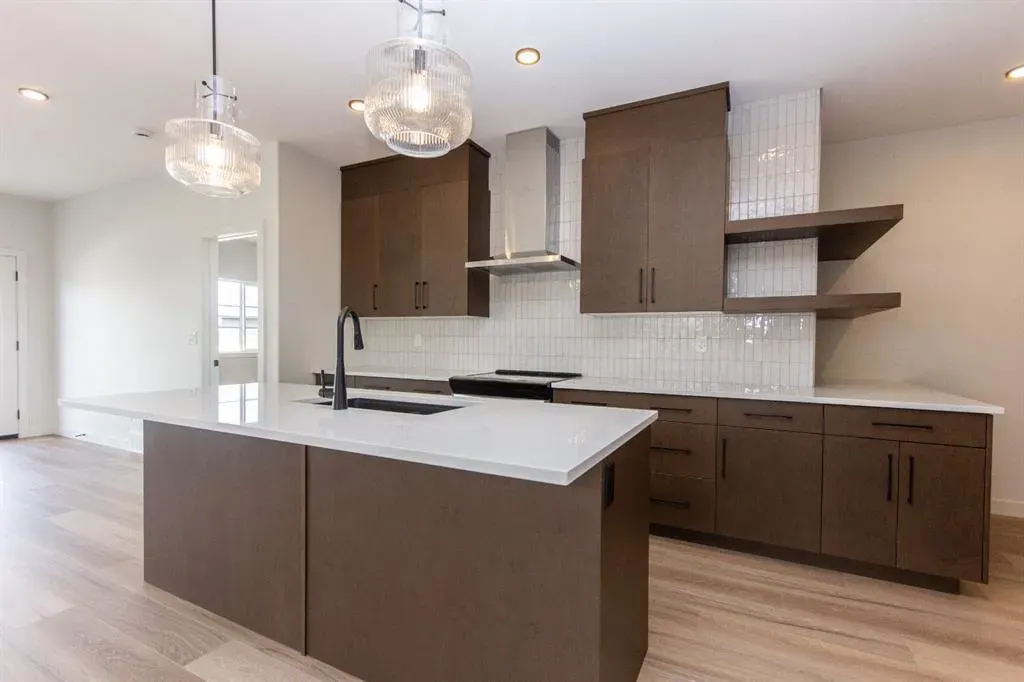 10 Tindale Place