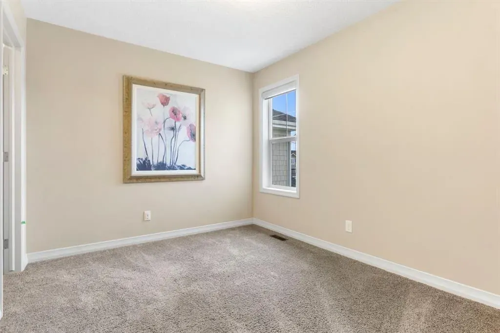 33 Sundown Grove