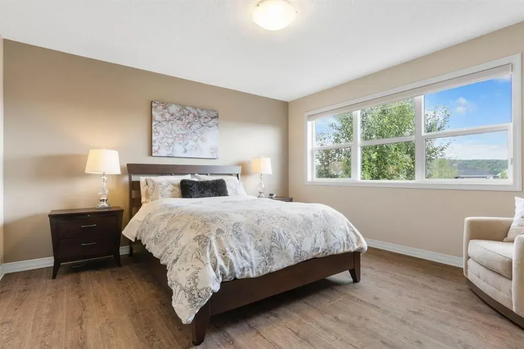 33 Sundown Grove