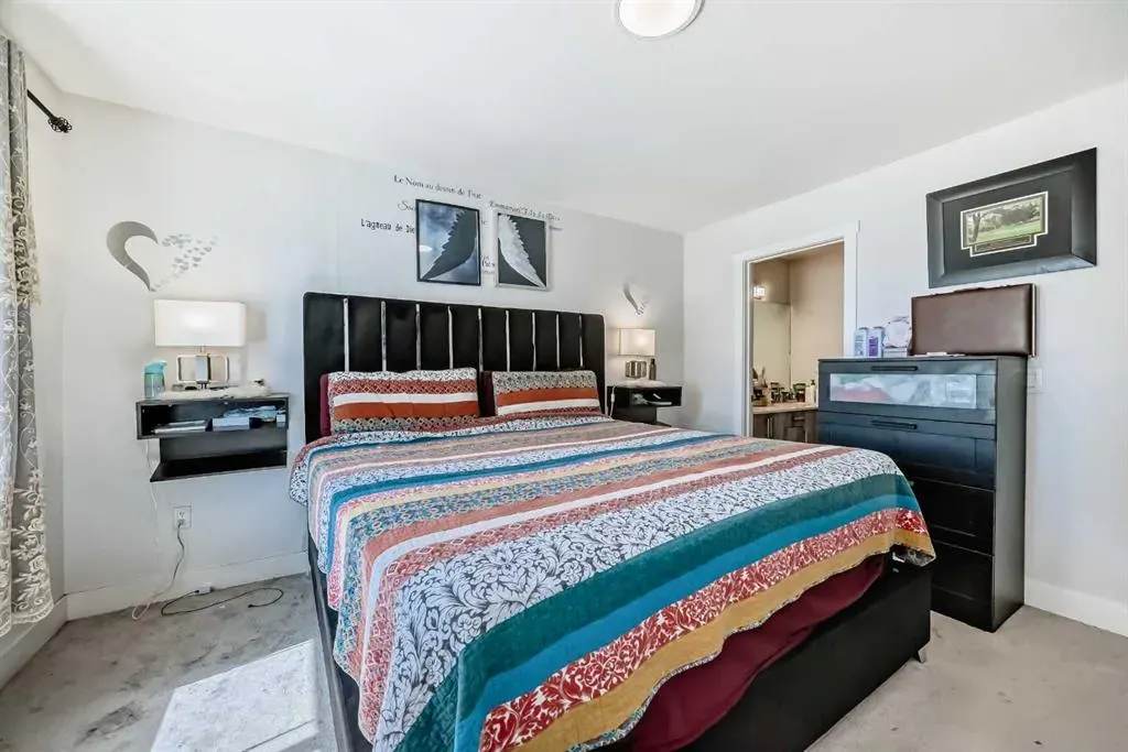 56 Cornerbrook View NE