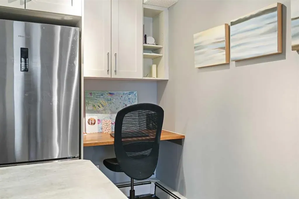 2734 17 Avenue SW, #203