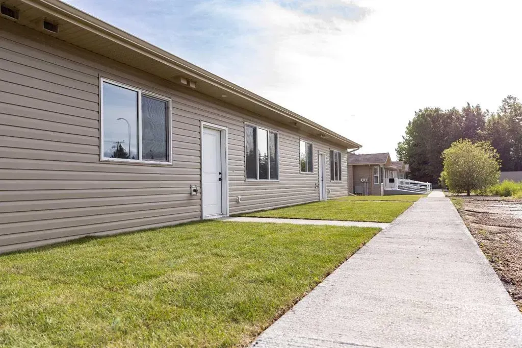 200 Legacy Lane, #33