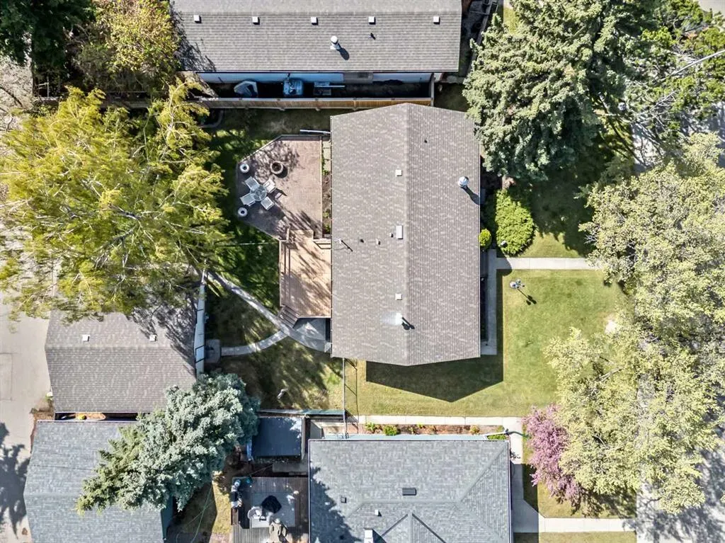 8 Heather Place SW