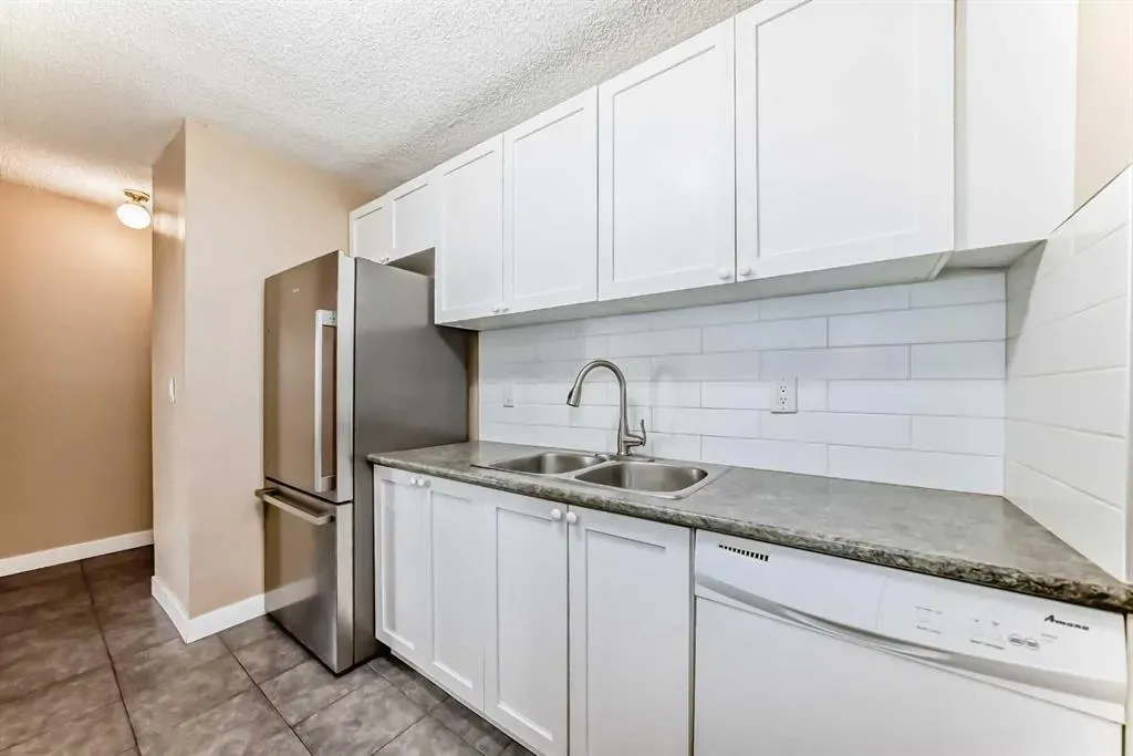 4944 Dalton Drive NW, #202