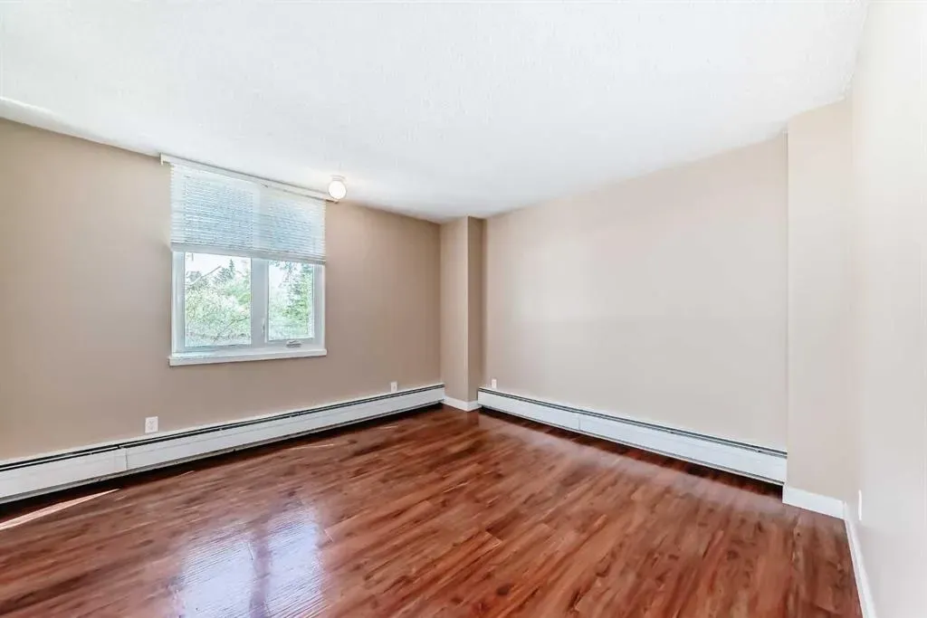 4944 Dalton Drive NW, #202