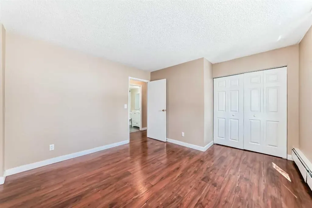 4944 Dalton Drive NW, #202
