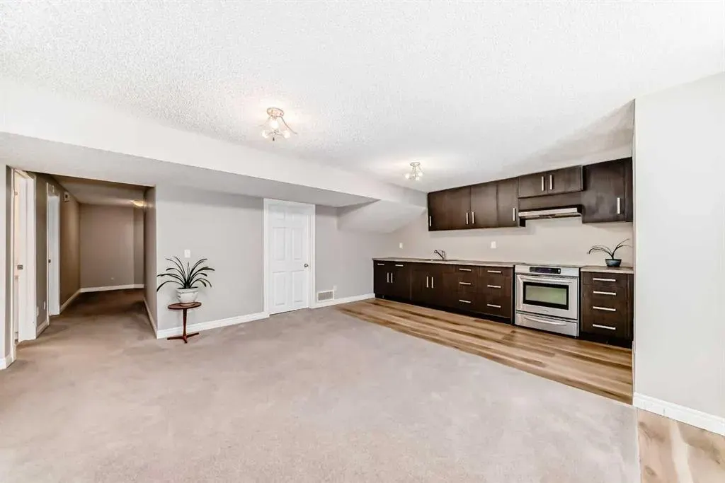 173 Tuscany Ridge Park NW