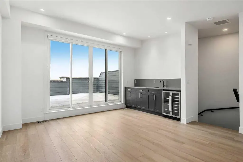 36 Greenwich Heath NW