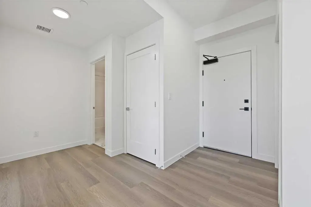520 Reynolds Avenue SW, #2215