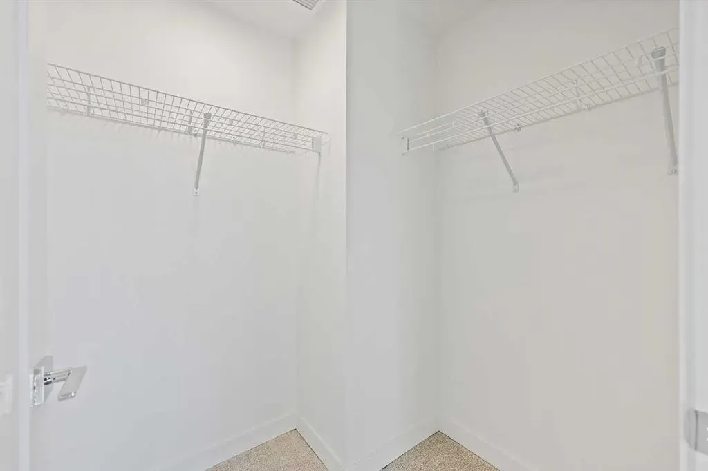 520 Reynolds Avenue SW, #2215