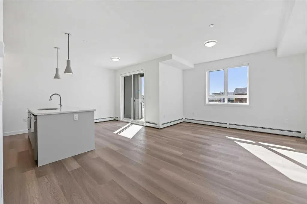 520 Reynolds Avenue SW, #2215