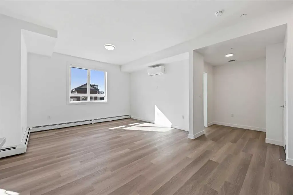 520 Reynolds Avenue SW, #2215