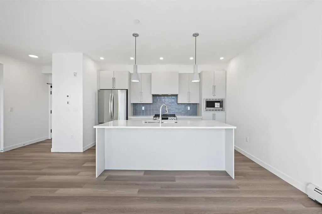 520 Reynolds Avenue SW, #2215