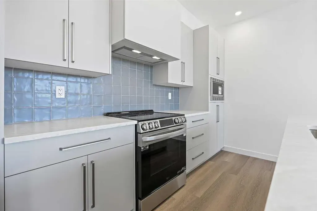 520 Reynolds Avenue SW, #2215