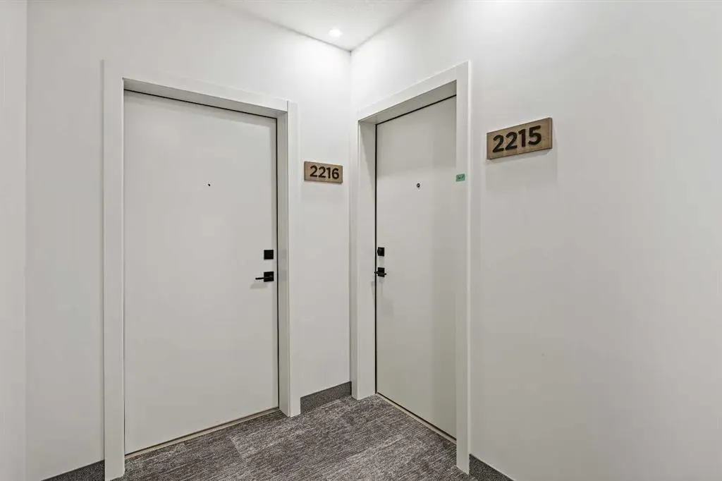 520 Reynolds Avenue SW, #2215