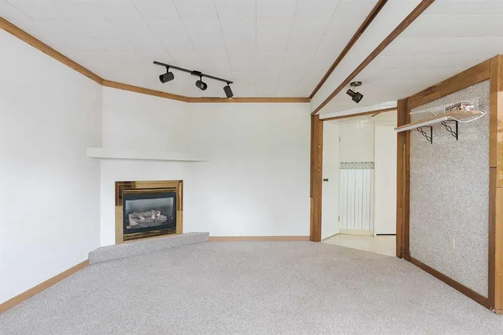 156 Cowley Bay