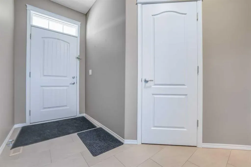 44 Nolancrest Green NW