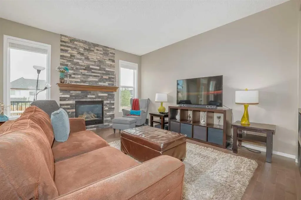 44 Nolancrest Green NW
