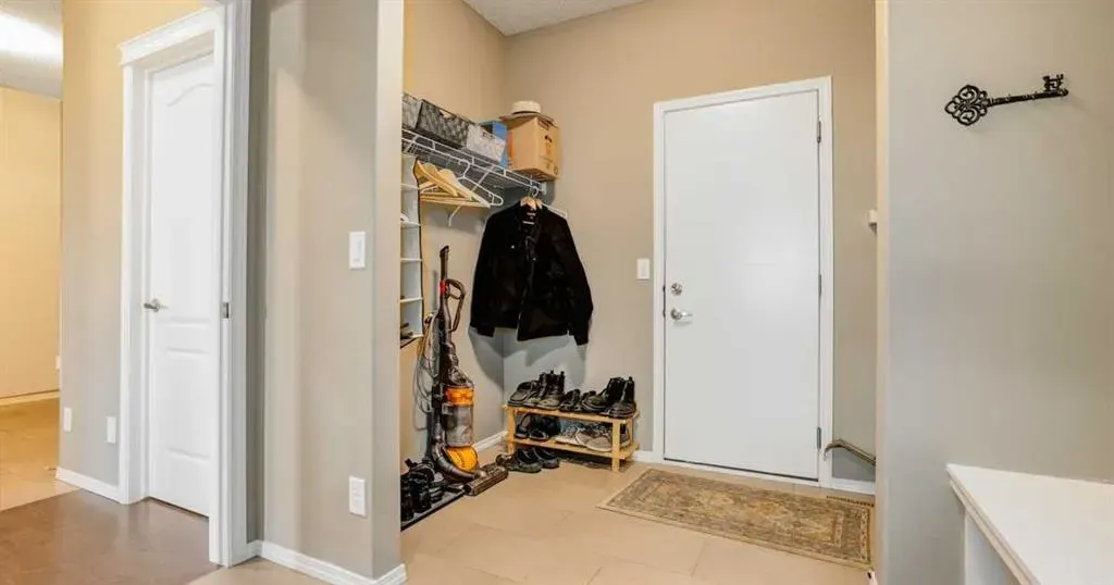 44 Nolancrest Green NW