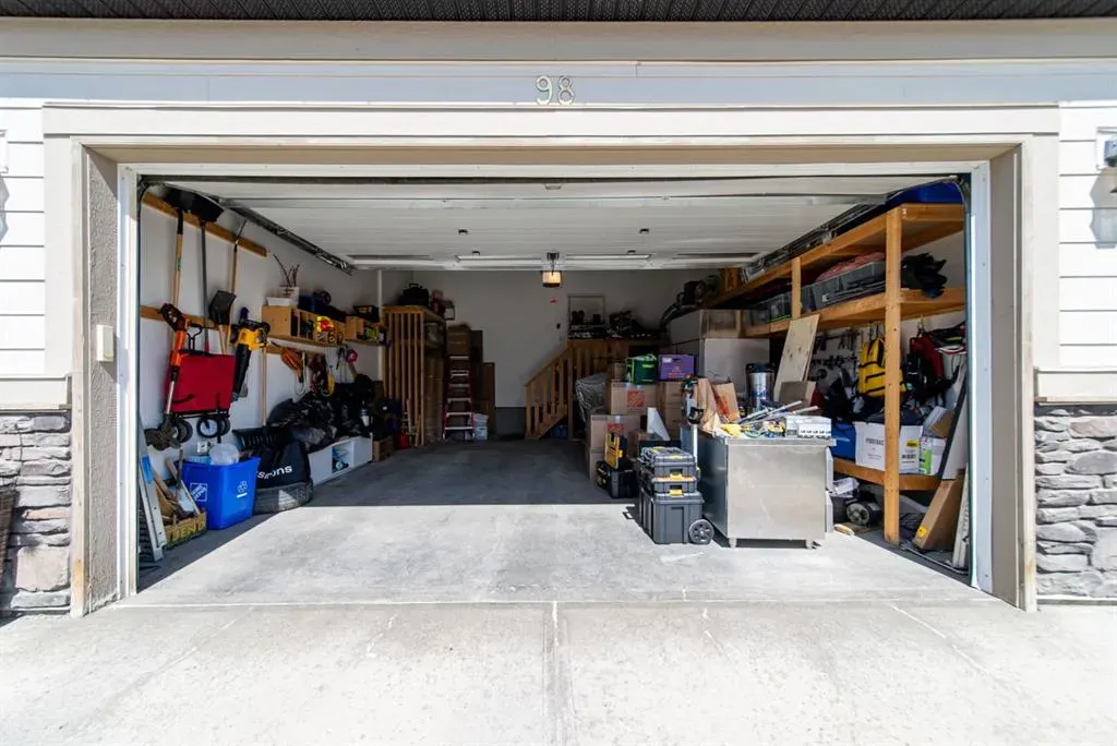 98 Mahogany Passage SE