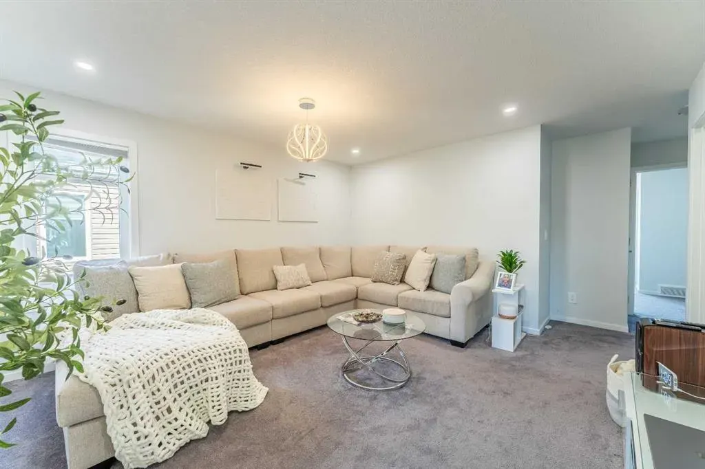 315 Windbury Road SW