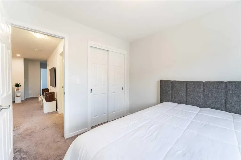315 Windbury Road SW