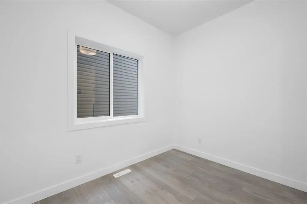 43 Carringvue Place NW