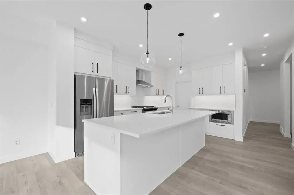43 Carringvue Place NW