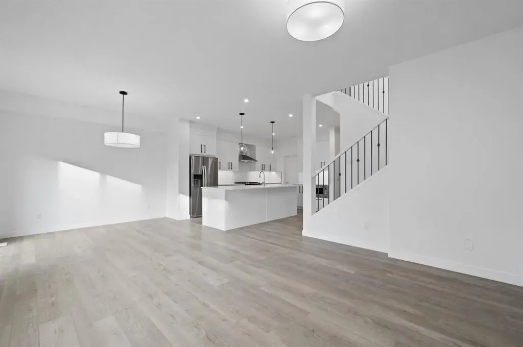43 Carringvue Place NW