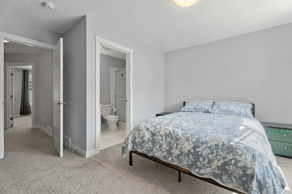 230 Auburn Meadows Manor SE