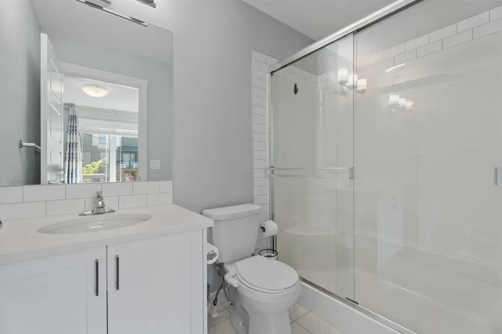 230 Auburn Meadows Manor SE