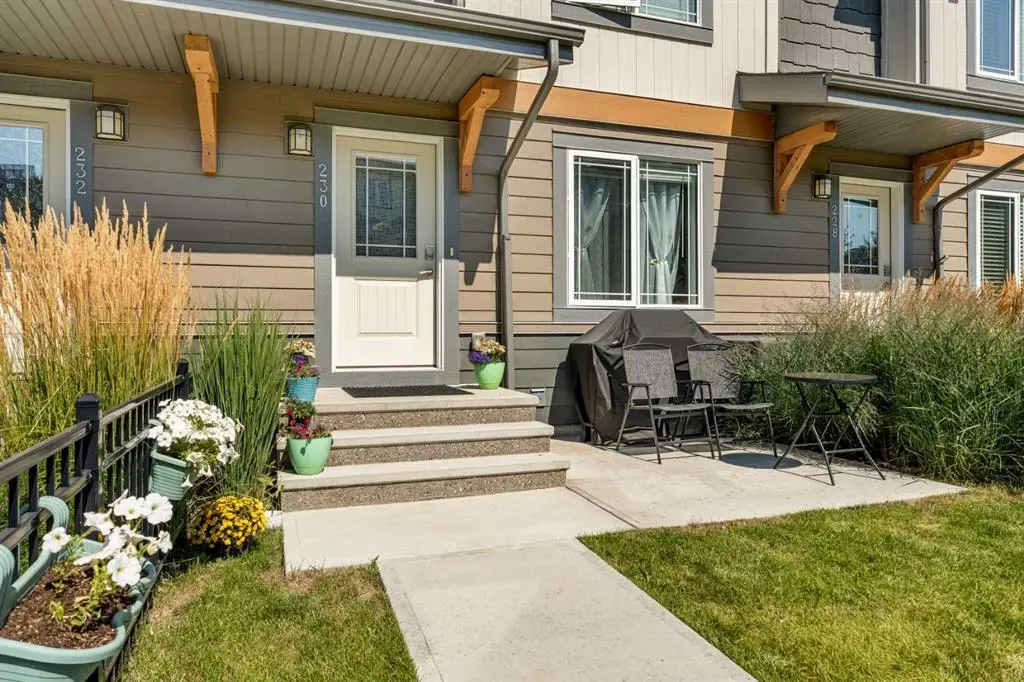 230 Auburn Meadows Manor SE