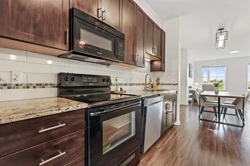 267 Copperpond Common SE