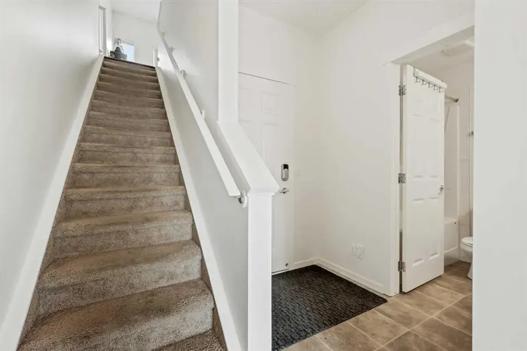 267 Copperpond Common SE