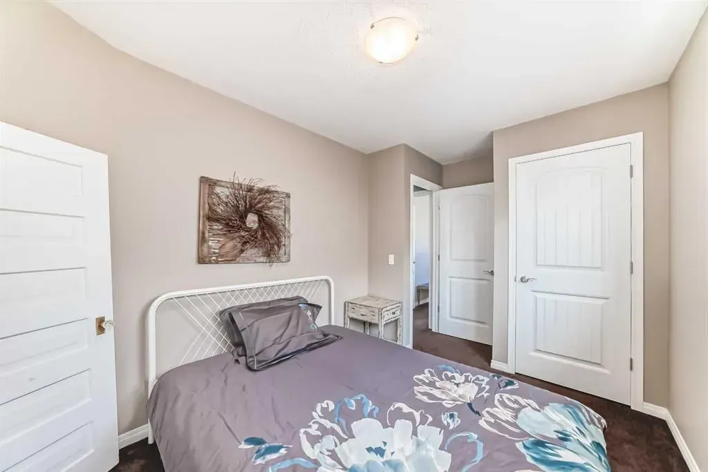 134 6 Avenue, #A