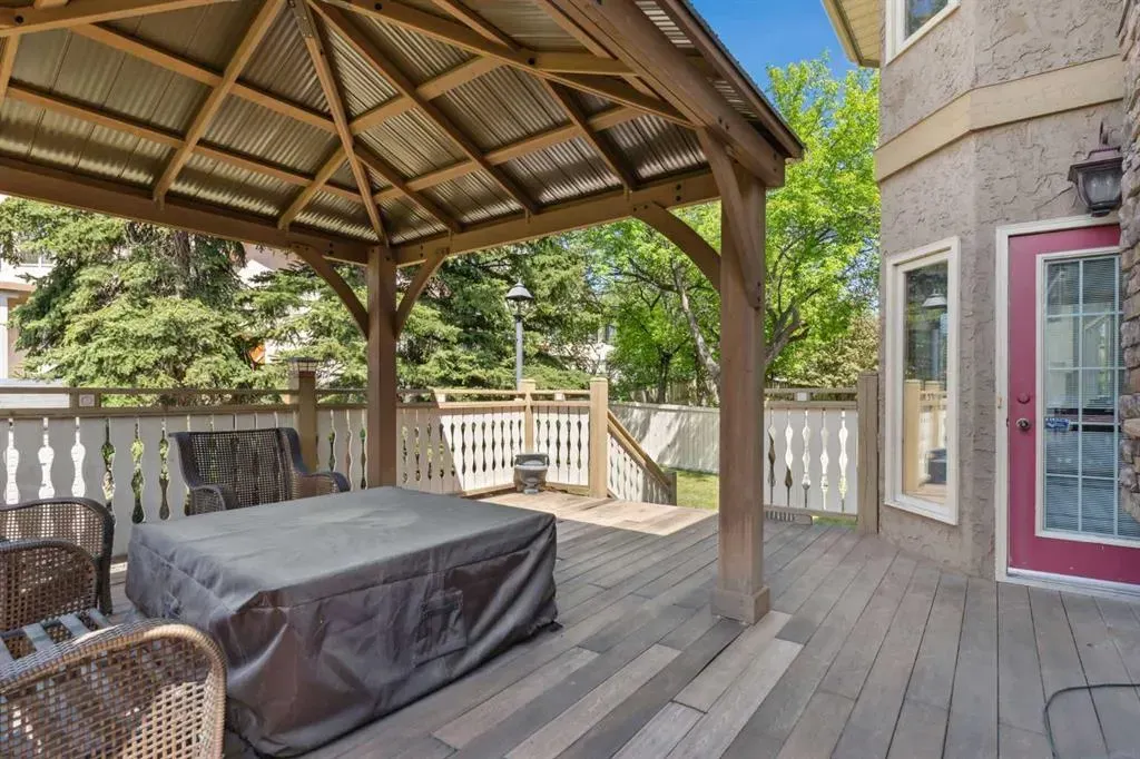 52 Edgeview Road NW