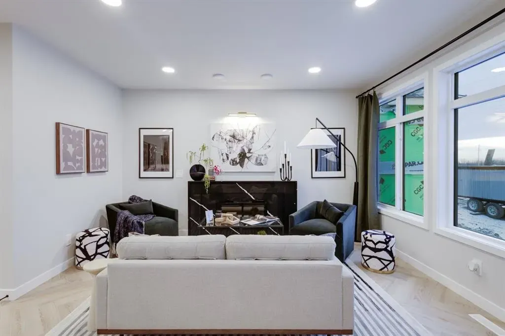 104 Sundown Crescent